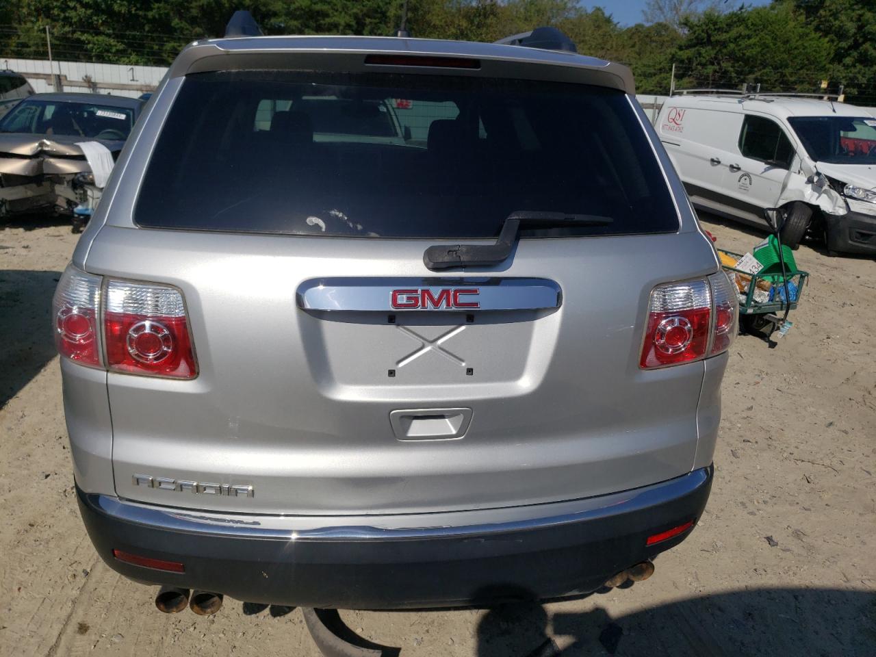 1GKLRKED4AJ233552 2010 GMC Acadia Sl