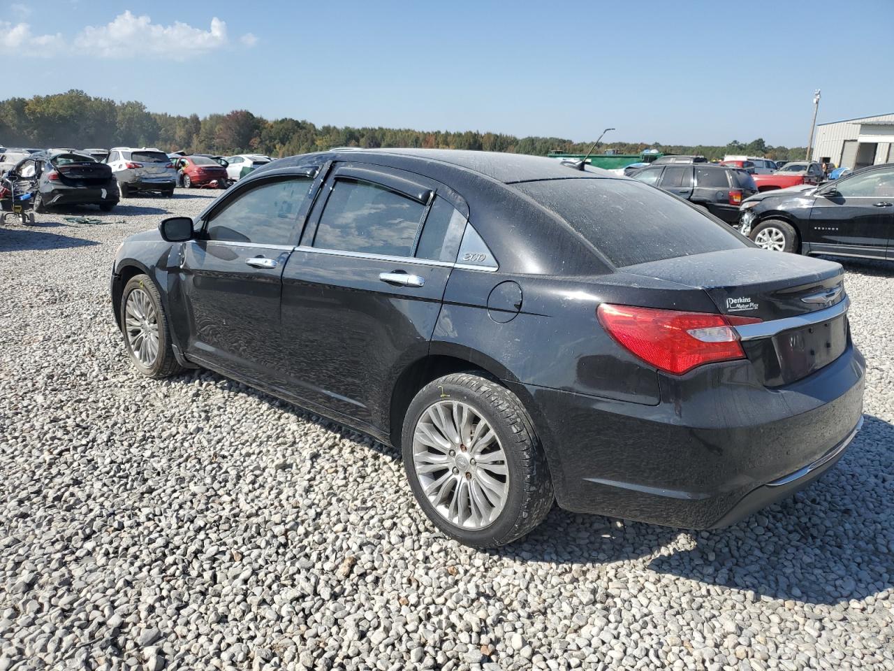 2012 Chrysler 200 - Image 2