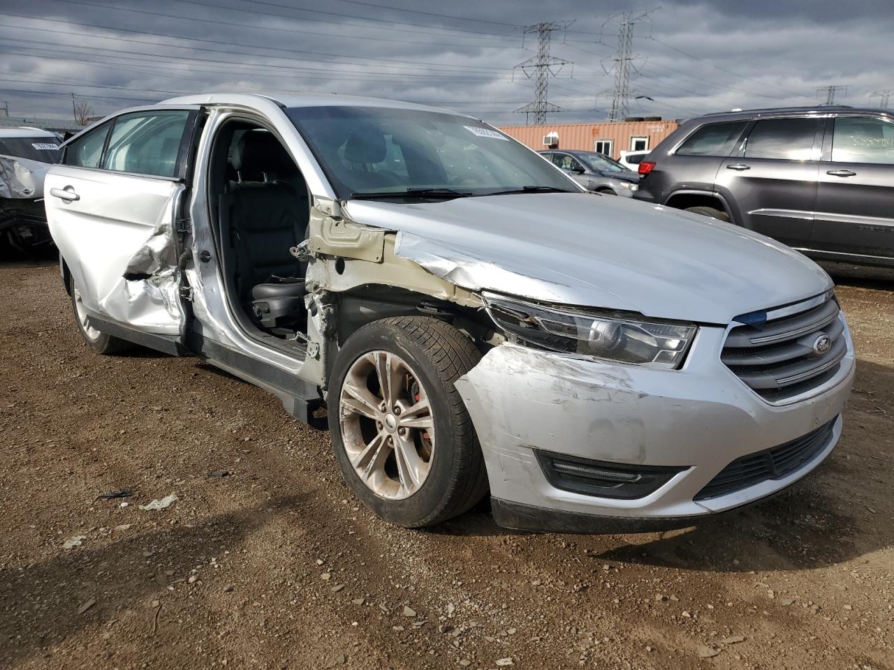 VIN 1FAHP2E85GG119274 2016 FORD TAURUS no.4