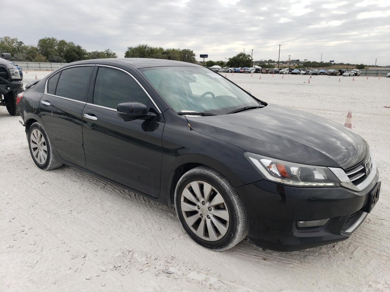 2014 Honda Accord - Image 4