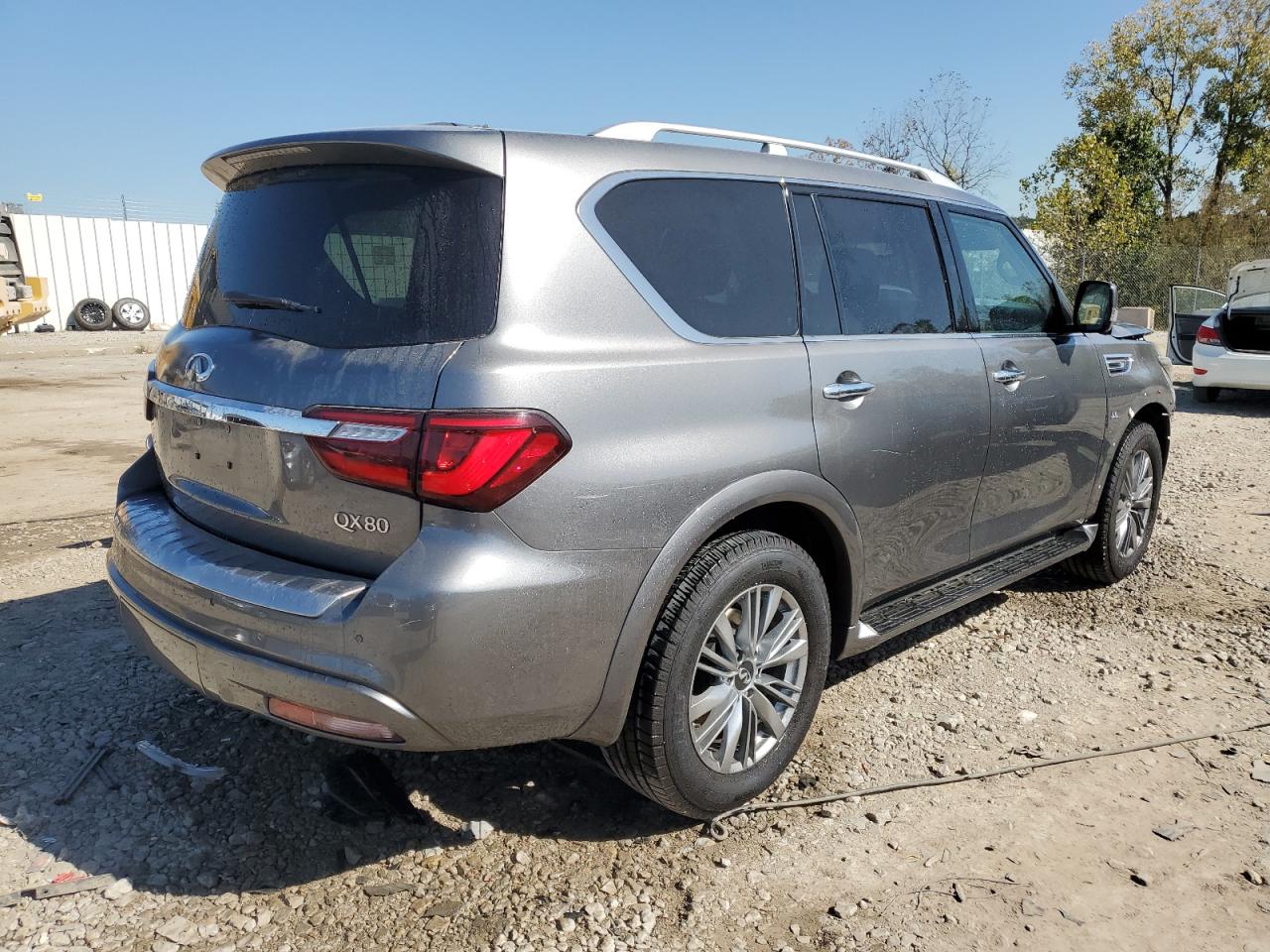2019 Infiniti QX80 - Image 3