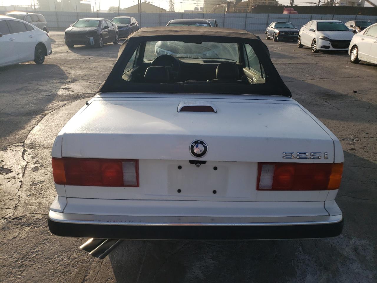 1989 BMW 325 I Automatic VIN: WBABB2306K8875241 Lot: 75549524