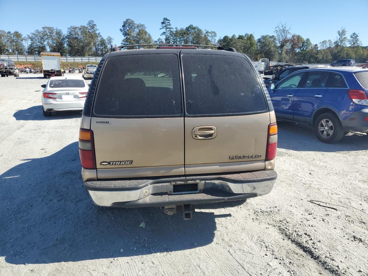 2000 Chevrolet Tahoe C1500 VIN: 1GNEC13T4YJ160758 Lot: 73355294