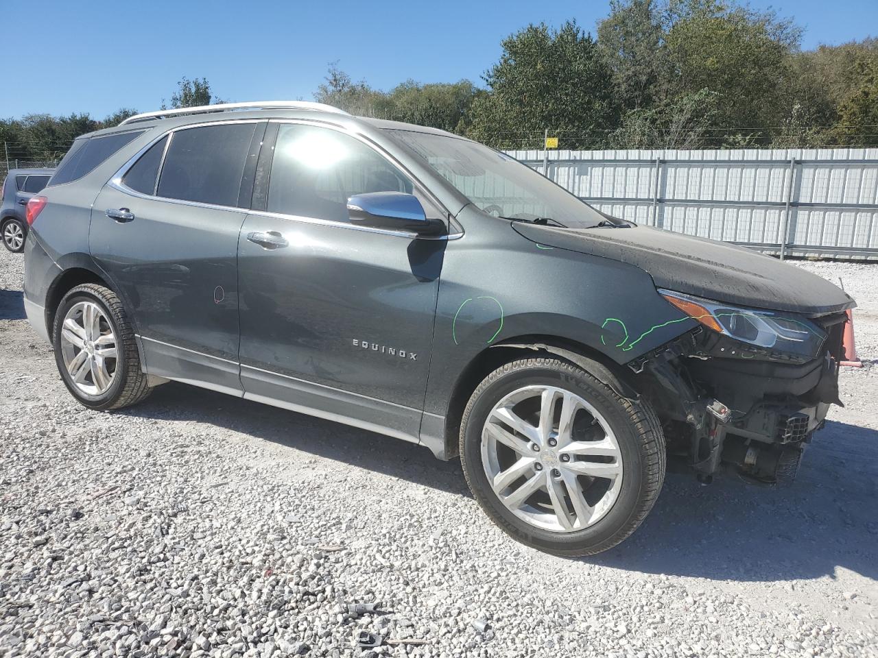 2019 Chevrolet Equinox - Image 4