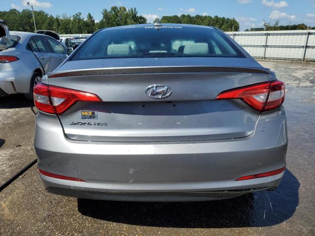  HYUNDAI SONATA 2015 Сірий