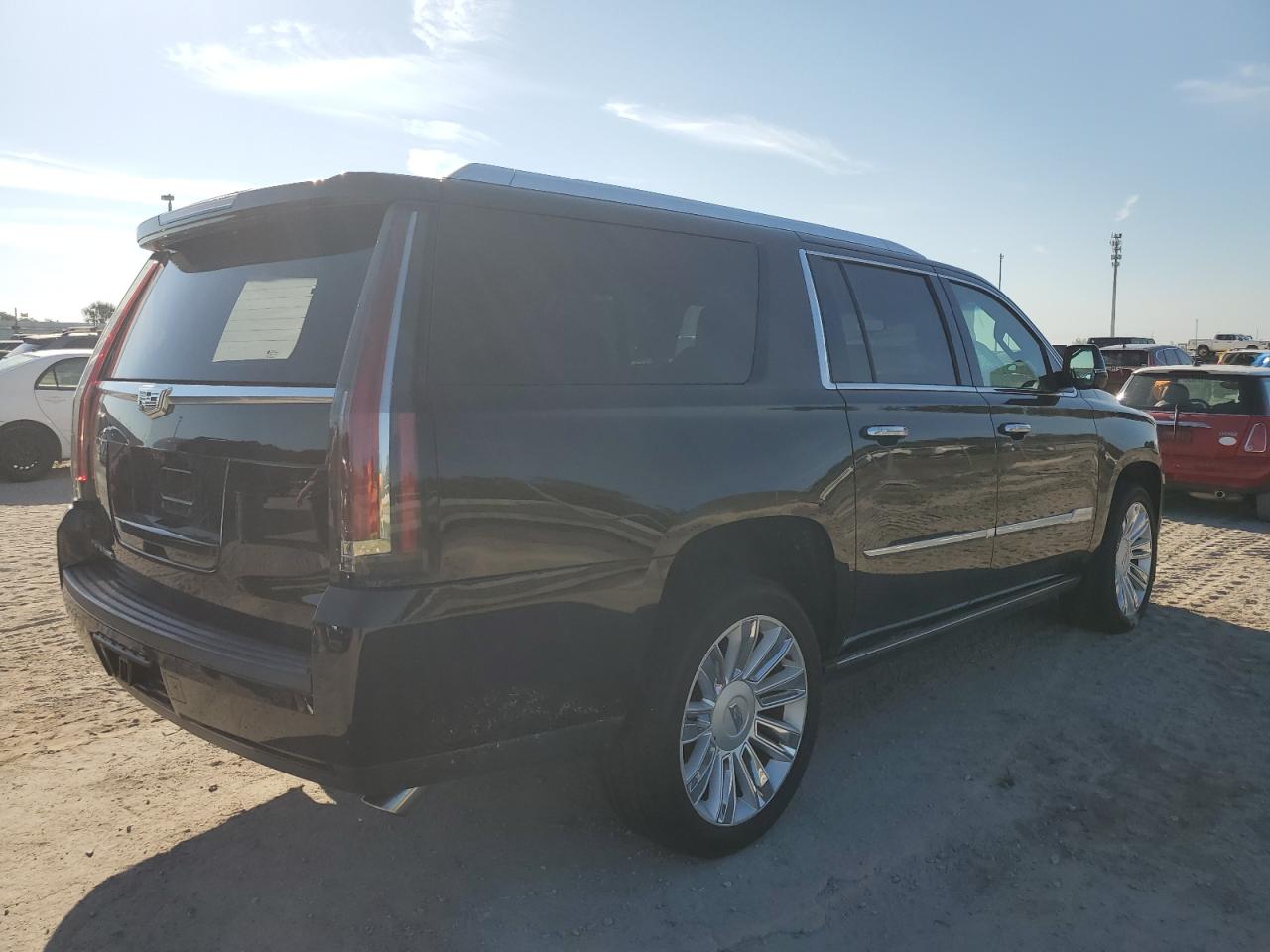 2017 Cadillac Escalade Esv Platinum VIN: 1GYS4KKJ2HR147341 Lot: 77450384