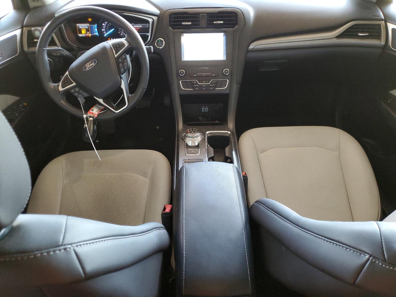 2019 Ford Fusion - Image 8