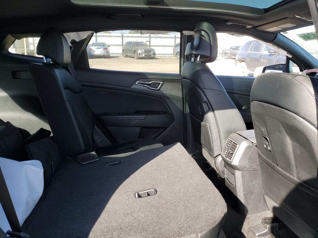 2024 Kia Sportage - Image 11