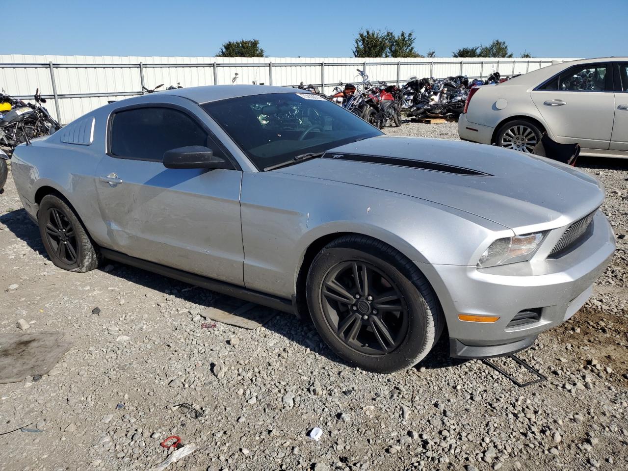 2011 Ford Mustang - Image 4