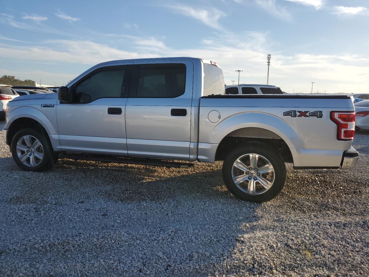 VIN 1FTEW1E54JFC80860 2018 FORD F-150 no.2