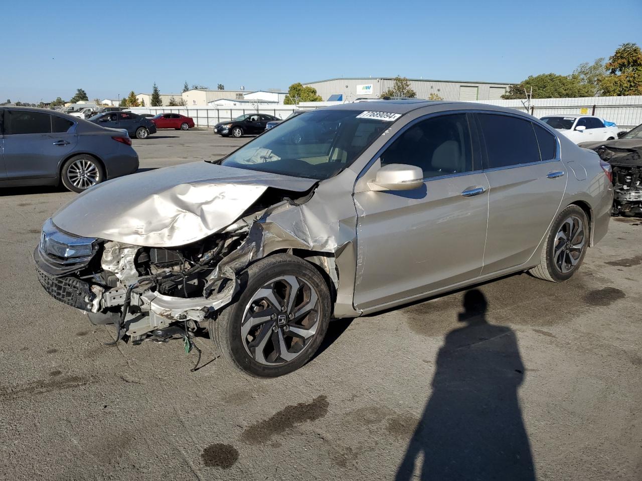 VIN 1HGCR2F87GA001860 2016 HONDA ACCORD no.1