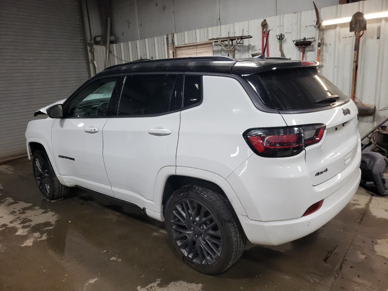 2022 Jeep Compass - Image 2