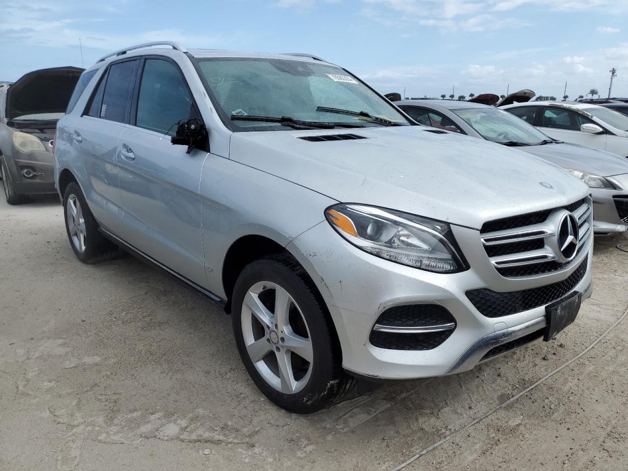 2017 Mercedes-Benz GLE - Image 4