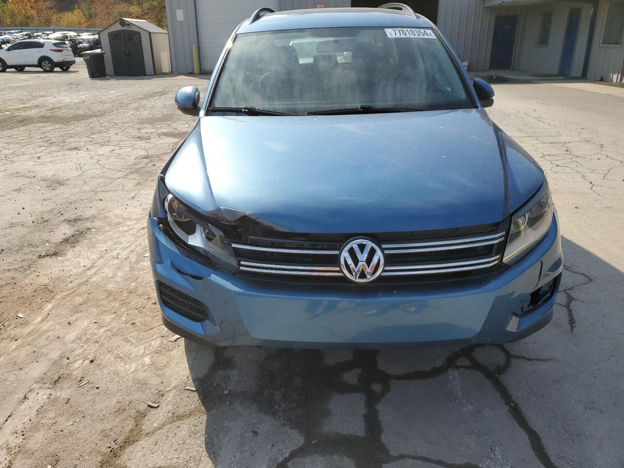 VIN WVGBV7AX4JK002916 2018 VOLKSWAGEN TIGUAN LIM no.5