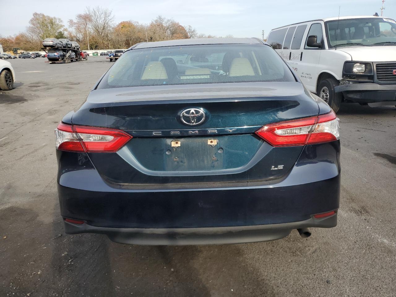 2018 Toyota Camry L VIN: 4T1B11HK2JU569911 Lot: 78359804