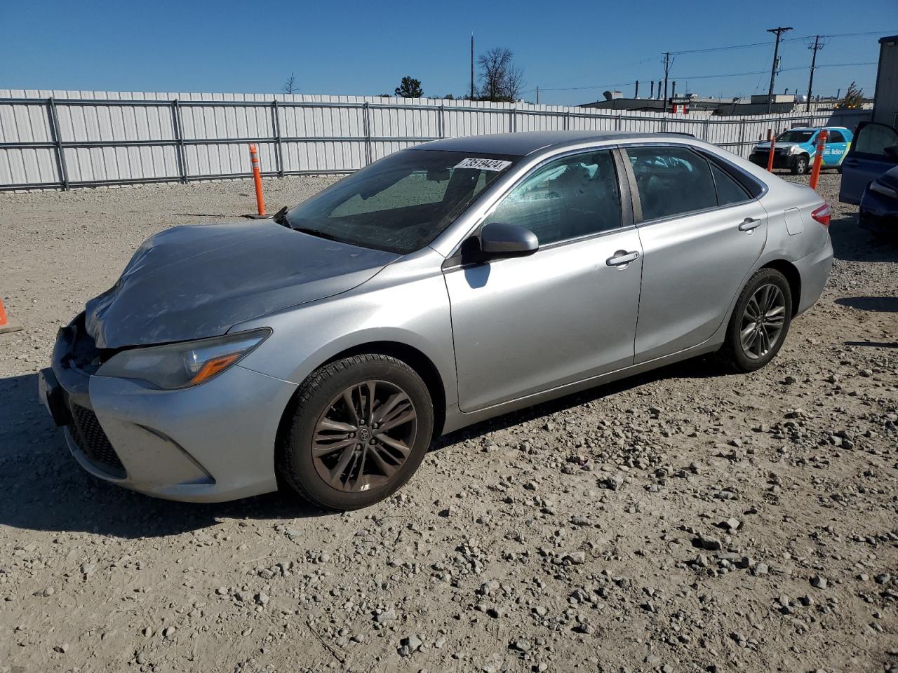 4T1BF1FK2HU672549 2017 TOYOTA CAMRY - Image 1