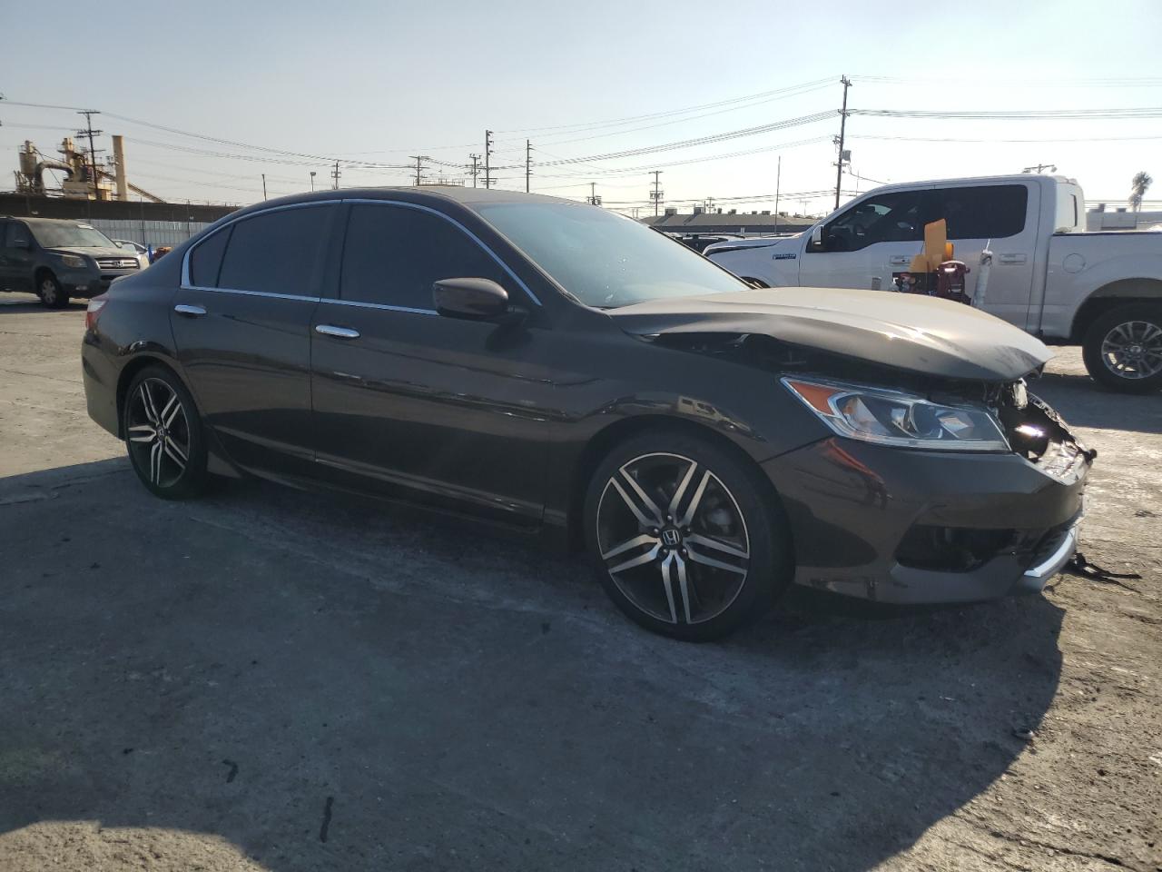 2017 Honda Accord - Image 4