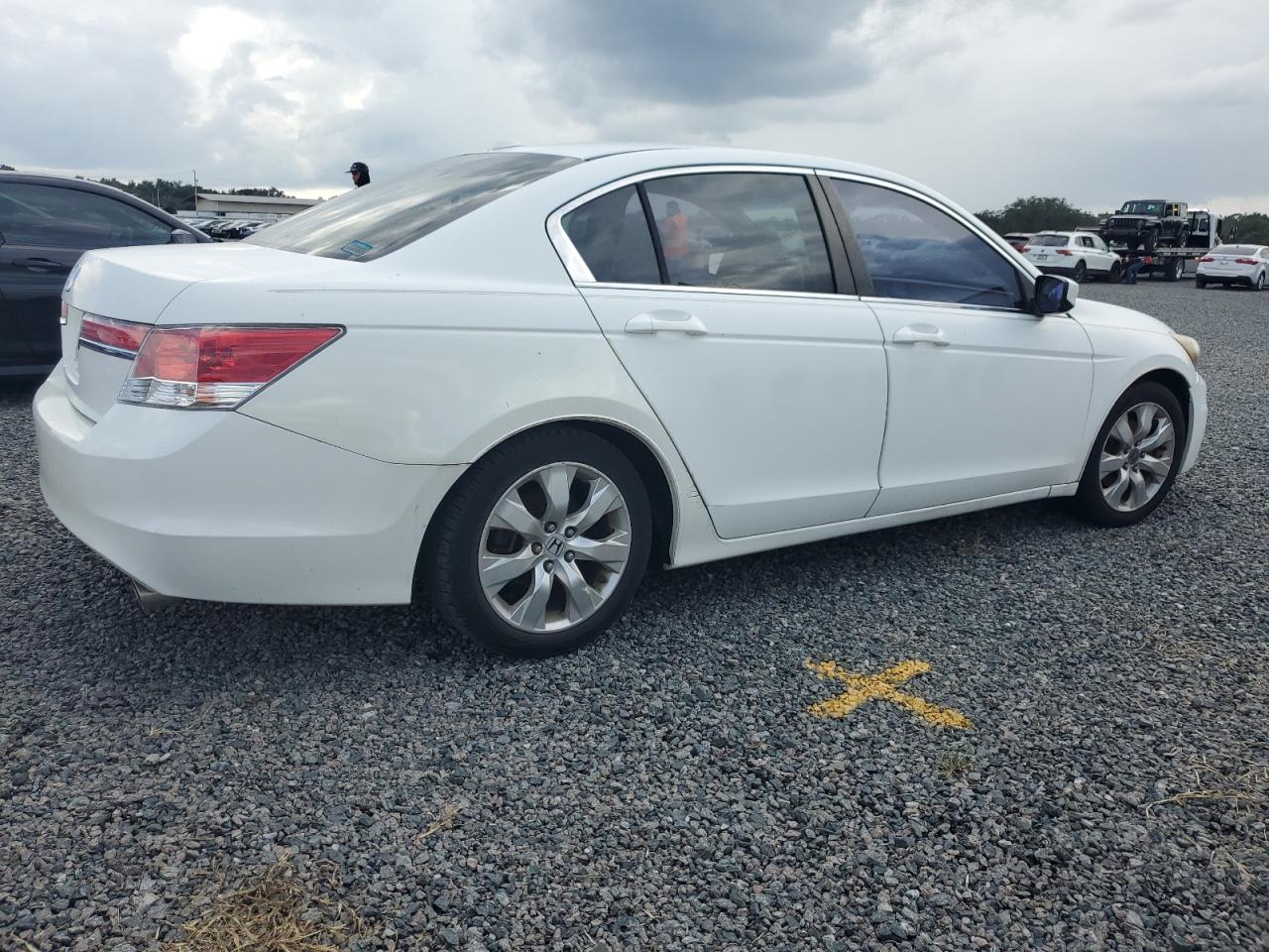 2011 Honda Accord - Image 3