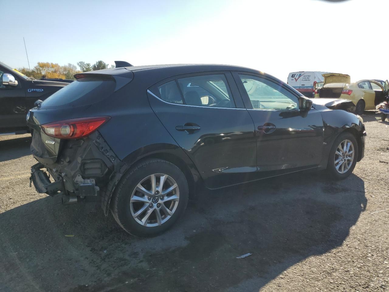 2015 Mazda 3 - Image 3