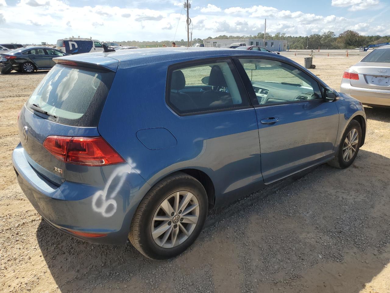 2015 Volkswagen Golf - Image 3