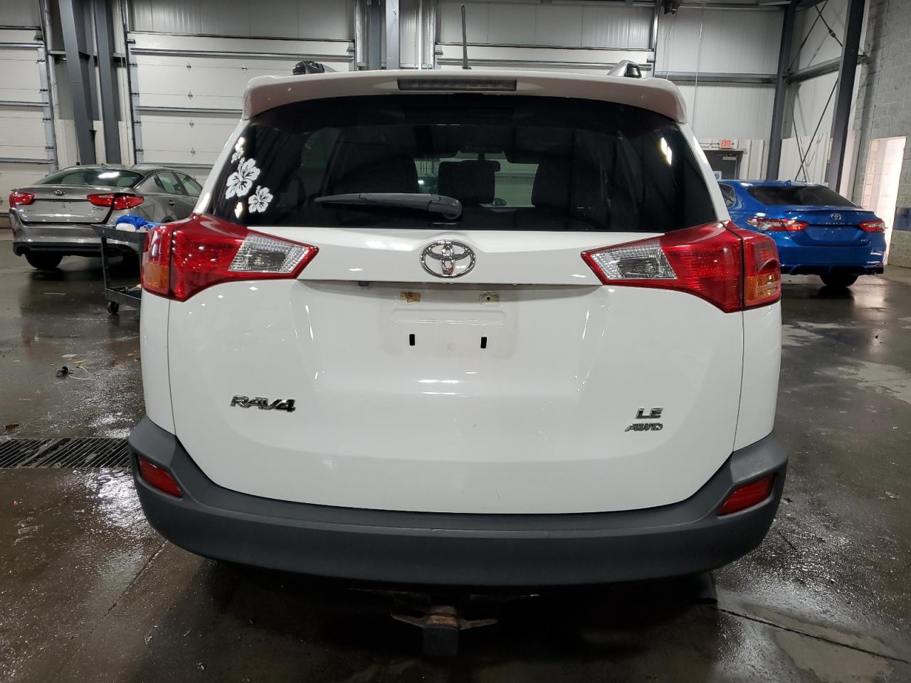 2015 Toyota RAV 4 - Image 6