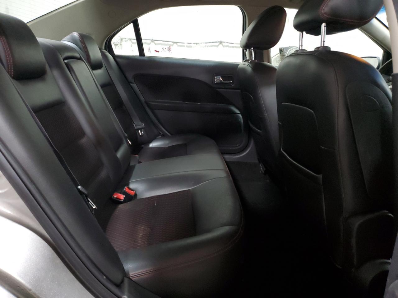 2009 Ford Fusion - Image 10