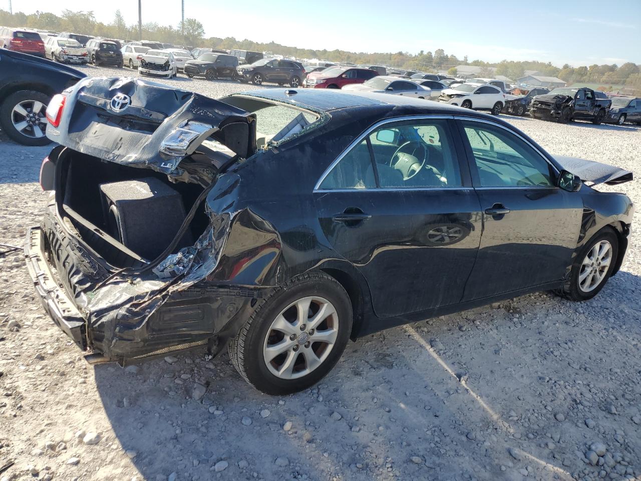 2011 Toyota Camry - Image 3