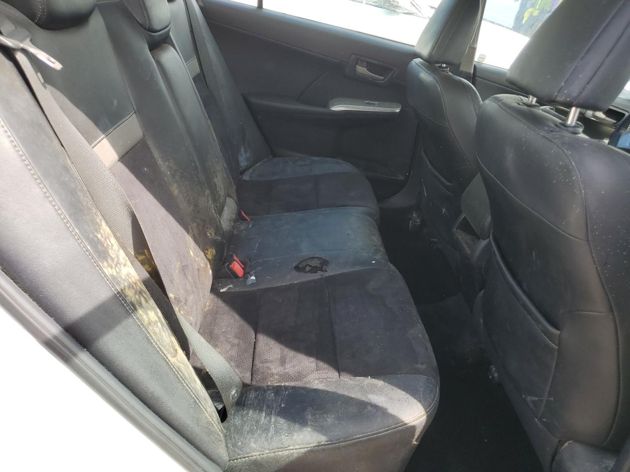 2012 Toyota Camry - Image 10