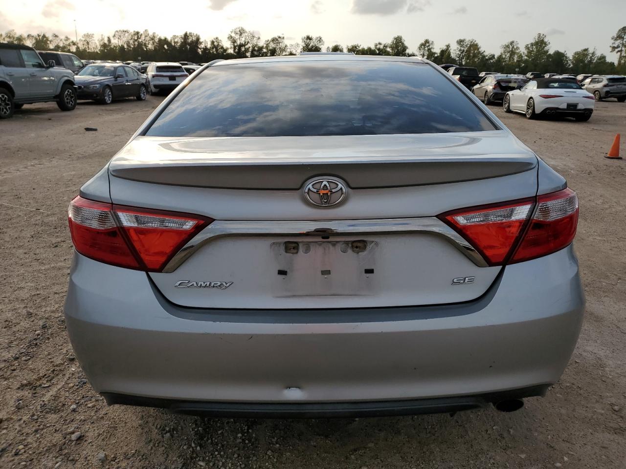 2017 Toyota Camry Le VIN: 4T1BF1FK2HU324654 Lot: 78531054