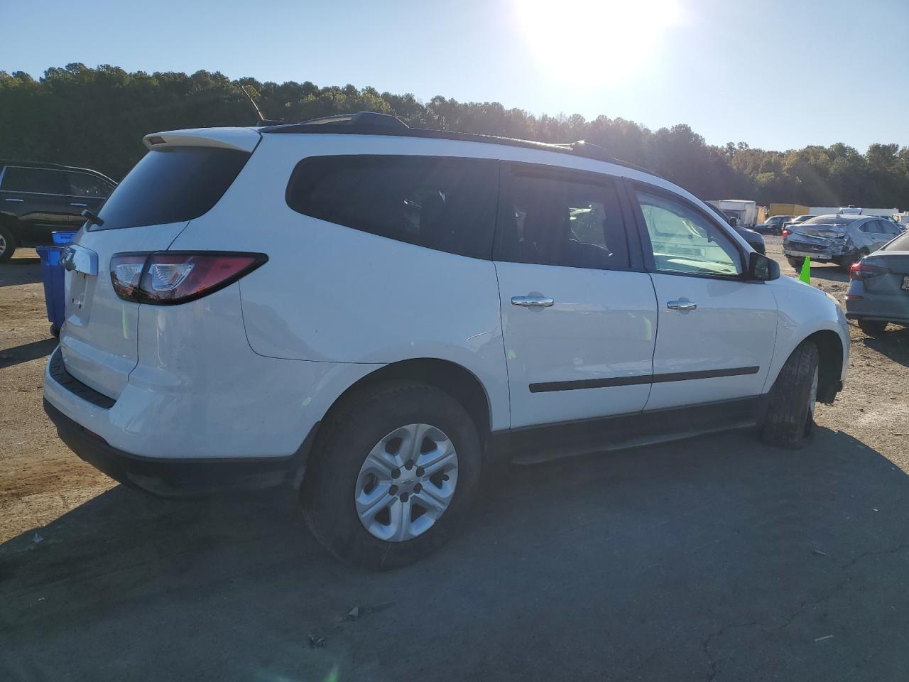 2017 Chevrolet Traverse - Image 3