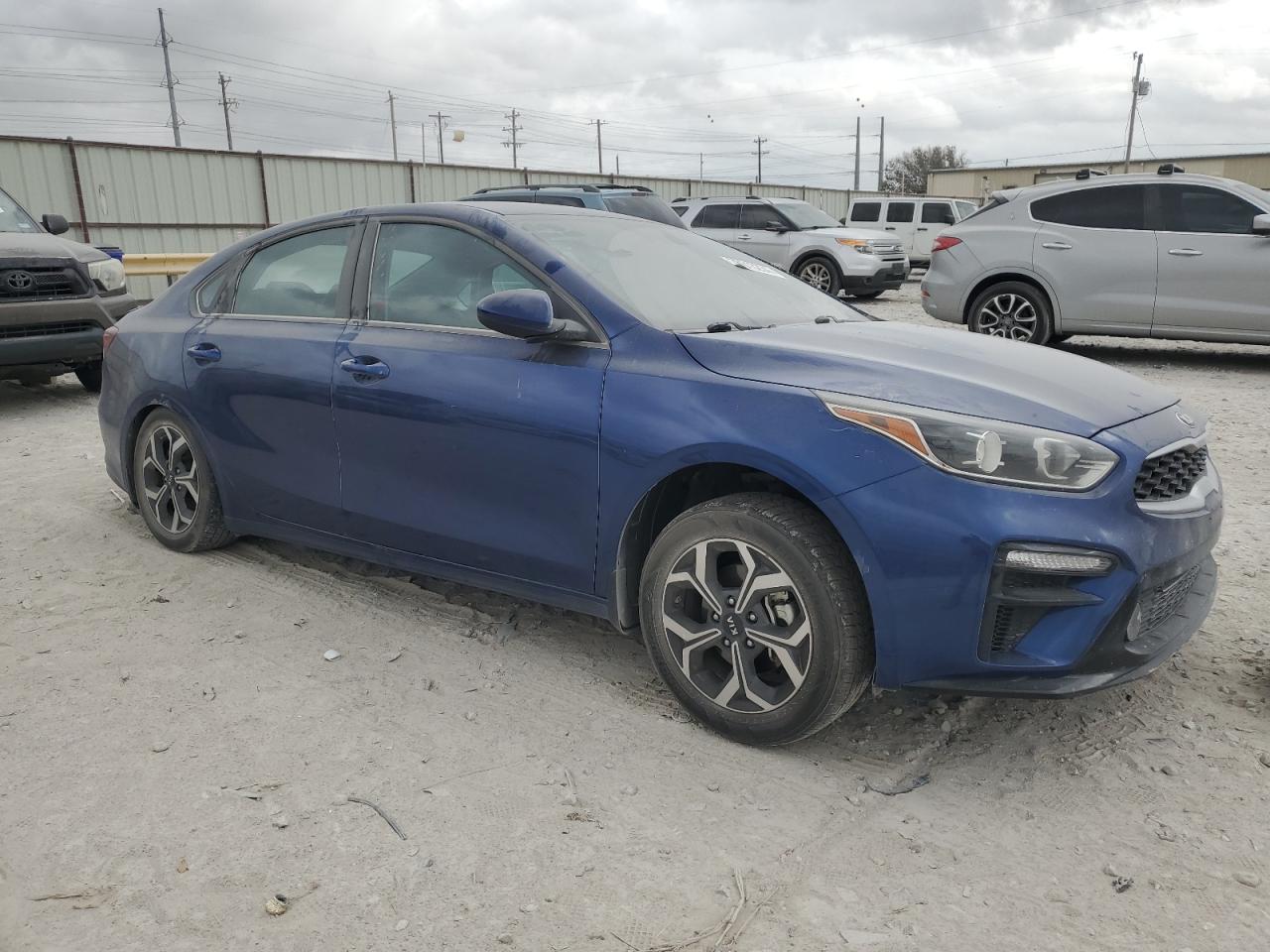 2020 Kia Forte - Image 4