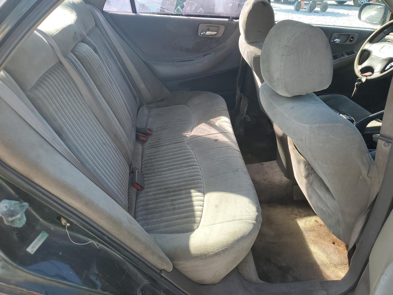 1998 Honda Accord - Image 10