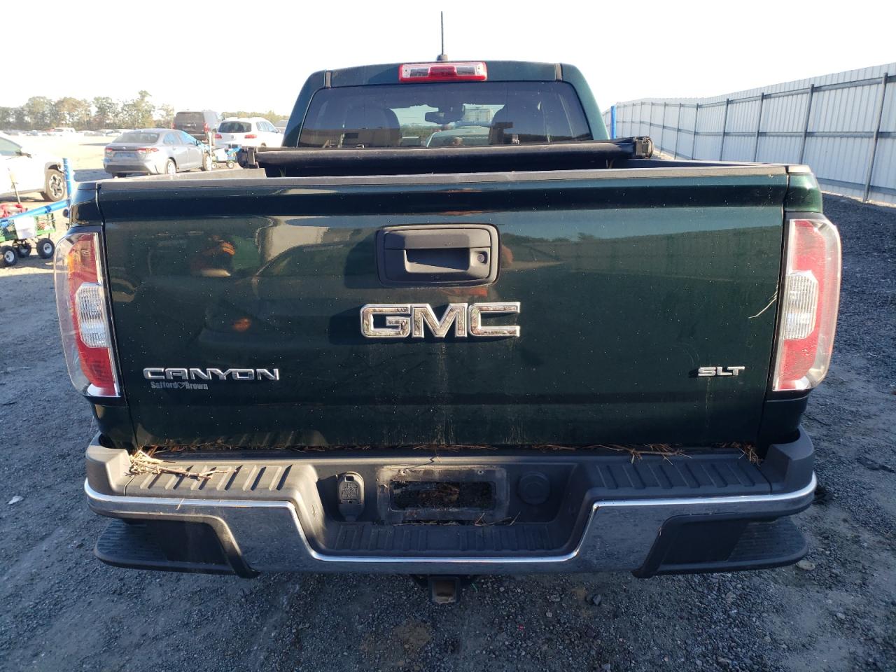 1GTG6CE35F1246241 2015 GMC Canyon Slt