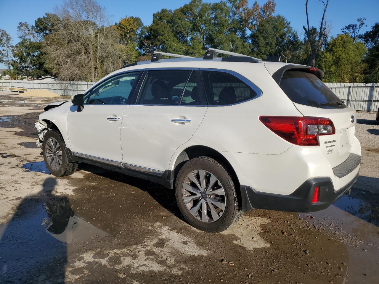 2019 Subaru Outback - Image 2