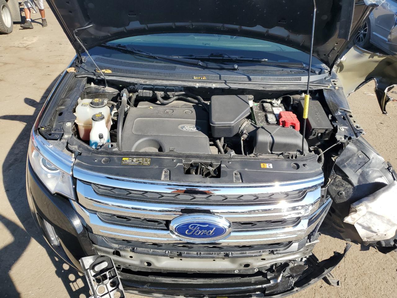 2014 Ford Edge - Image 14