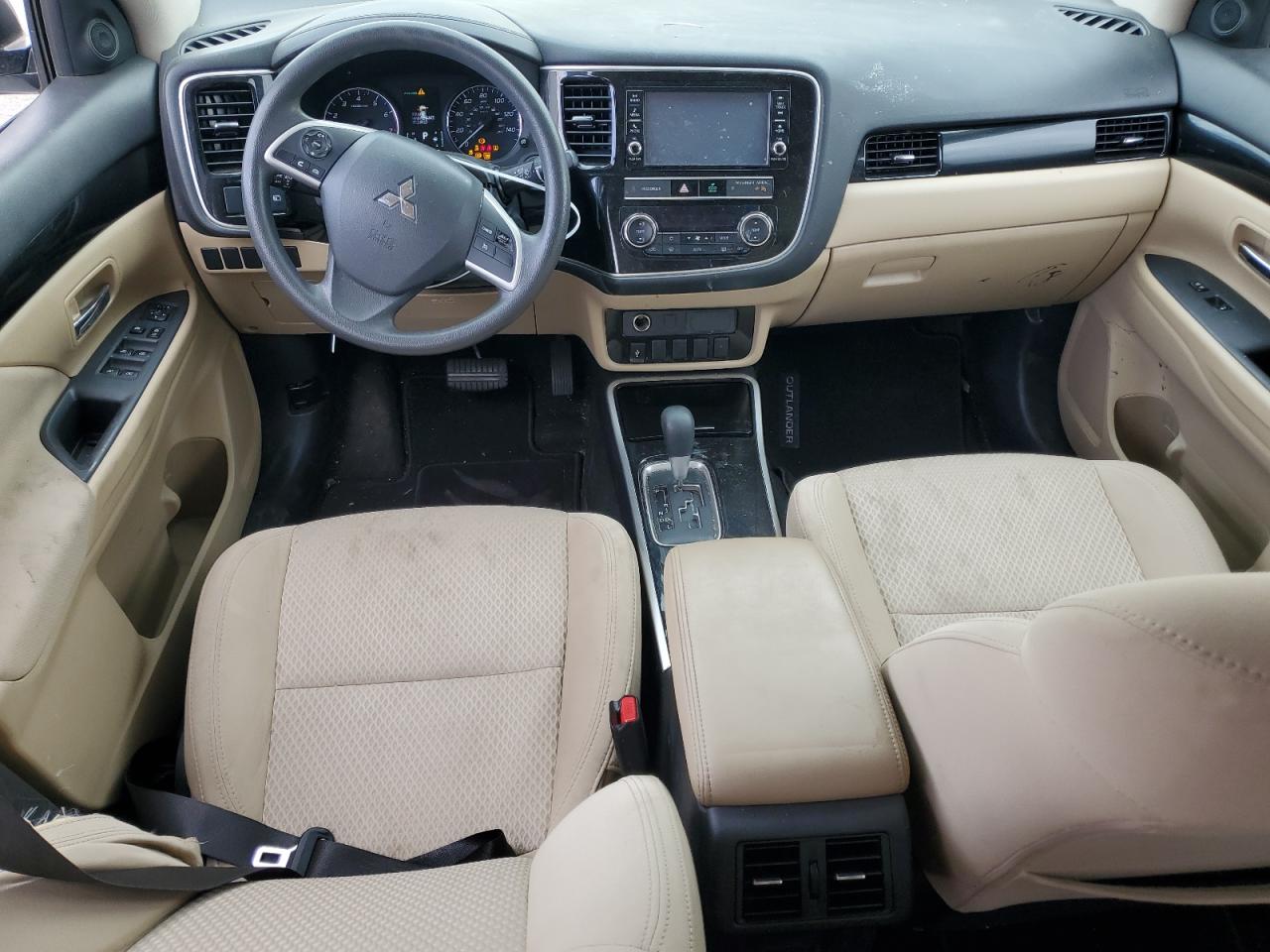 2019 Mitsubishi Outlander - Image 8
