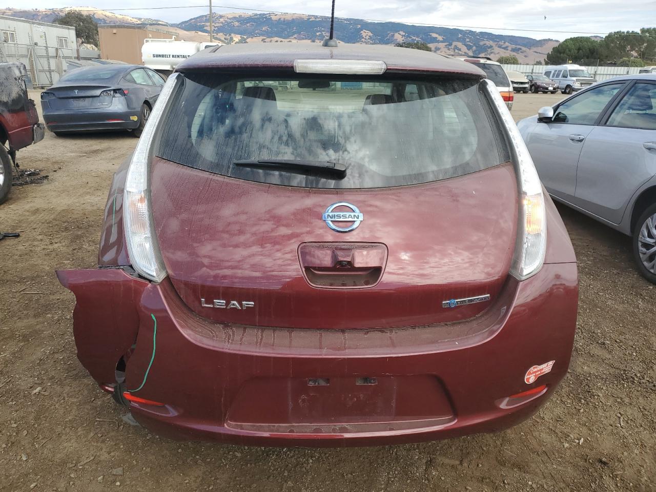 2017 Nissan Leaf S VIN: 1N4BZ0CP0HC305098 Lot: 76405024