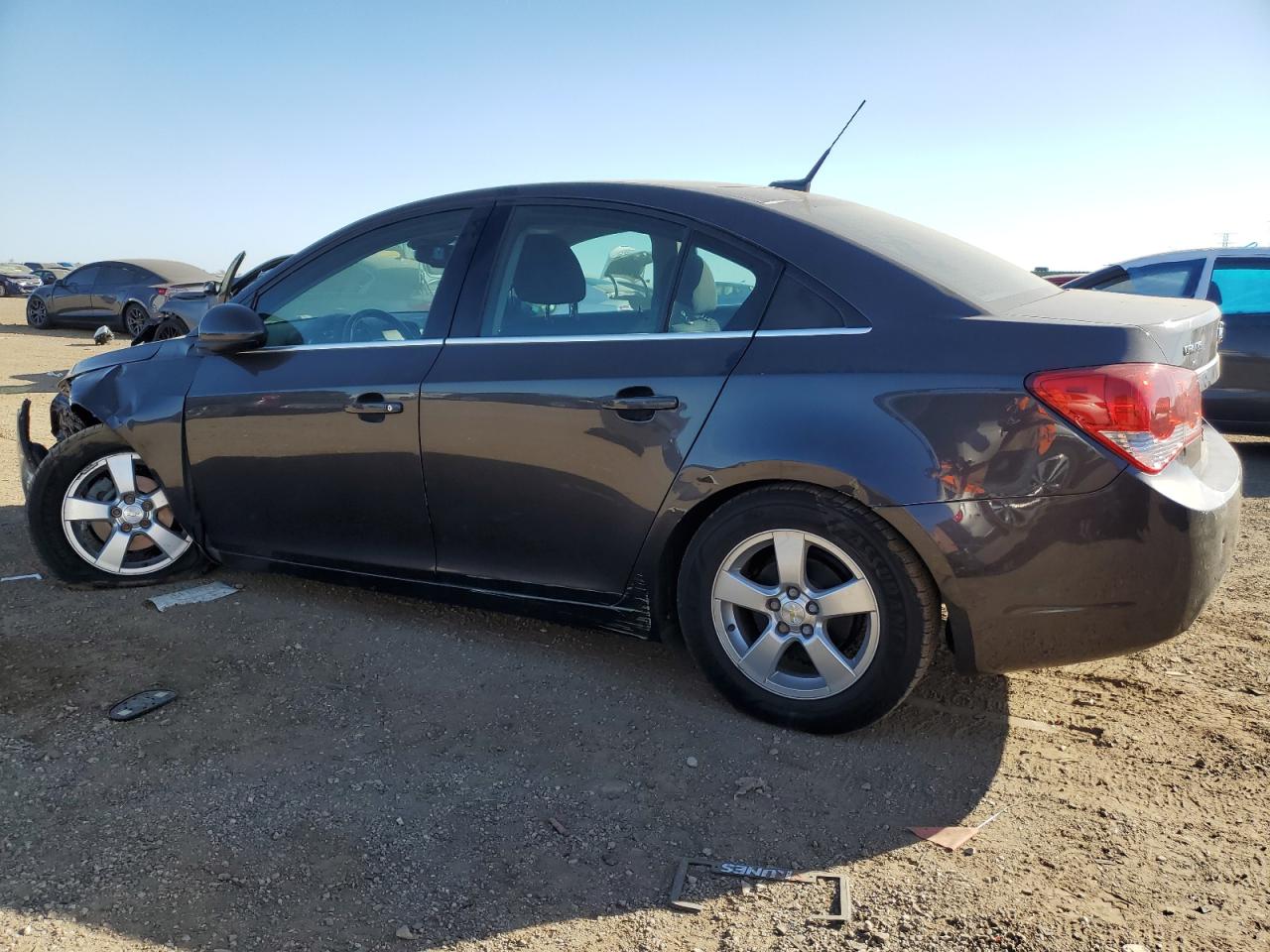 2014 Chevrolet Cruze - Image 2