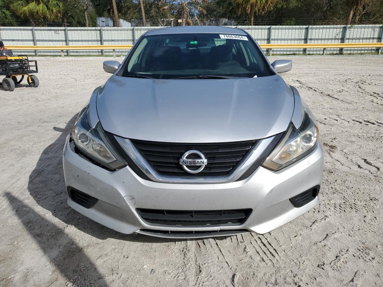2018 Nissan Altima - Image 5
