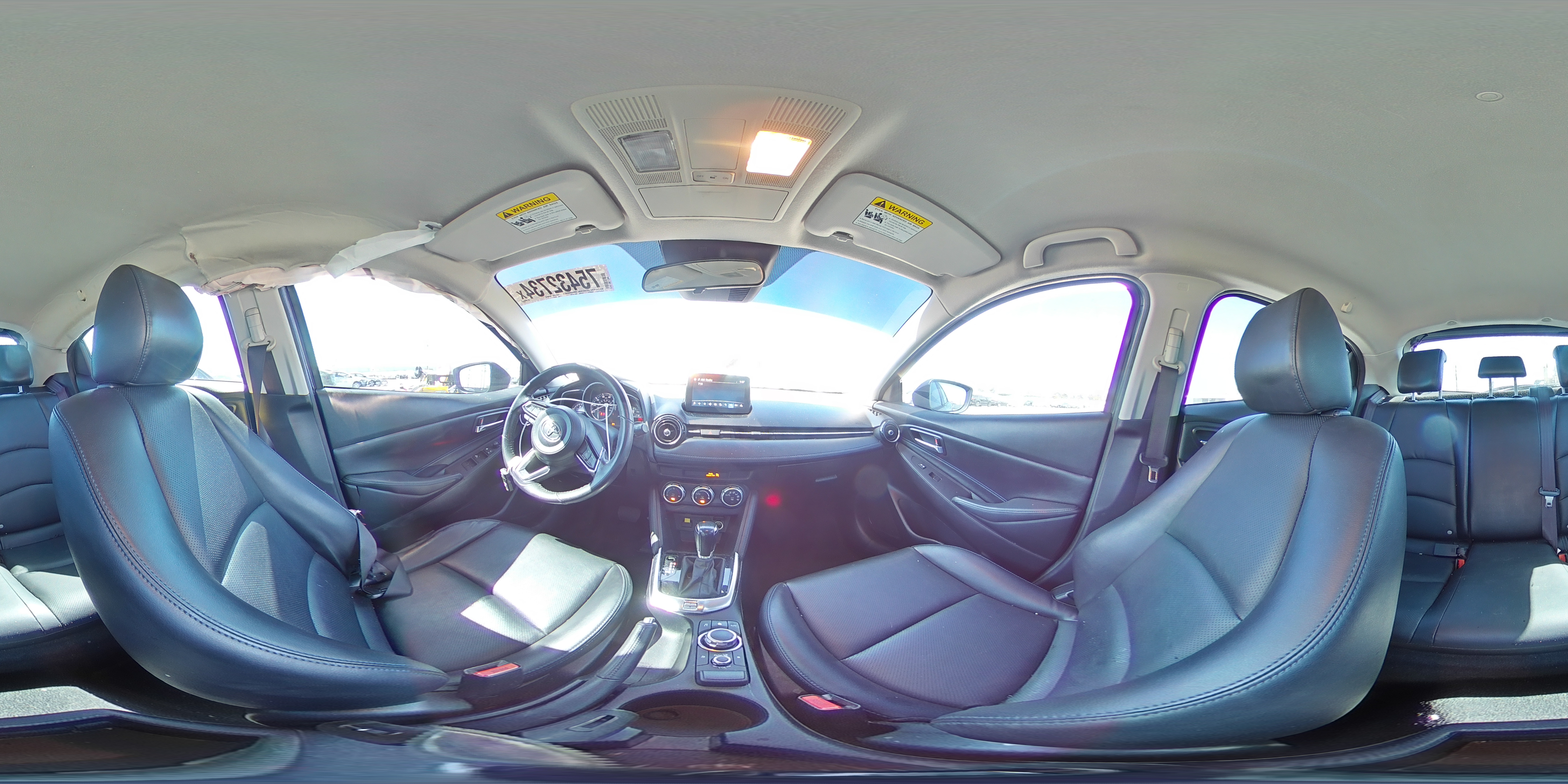 3MYDLBJV2LY705604 2020 Toyota Yaris Le