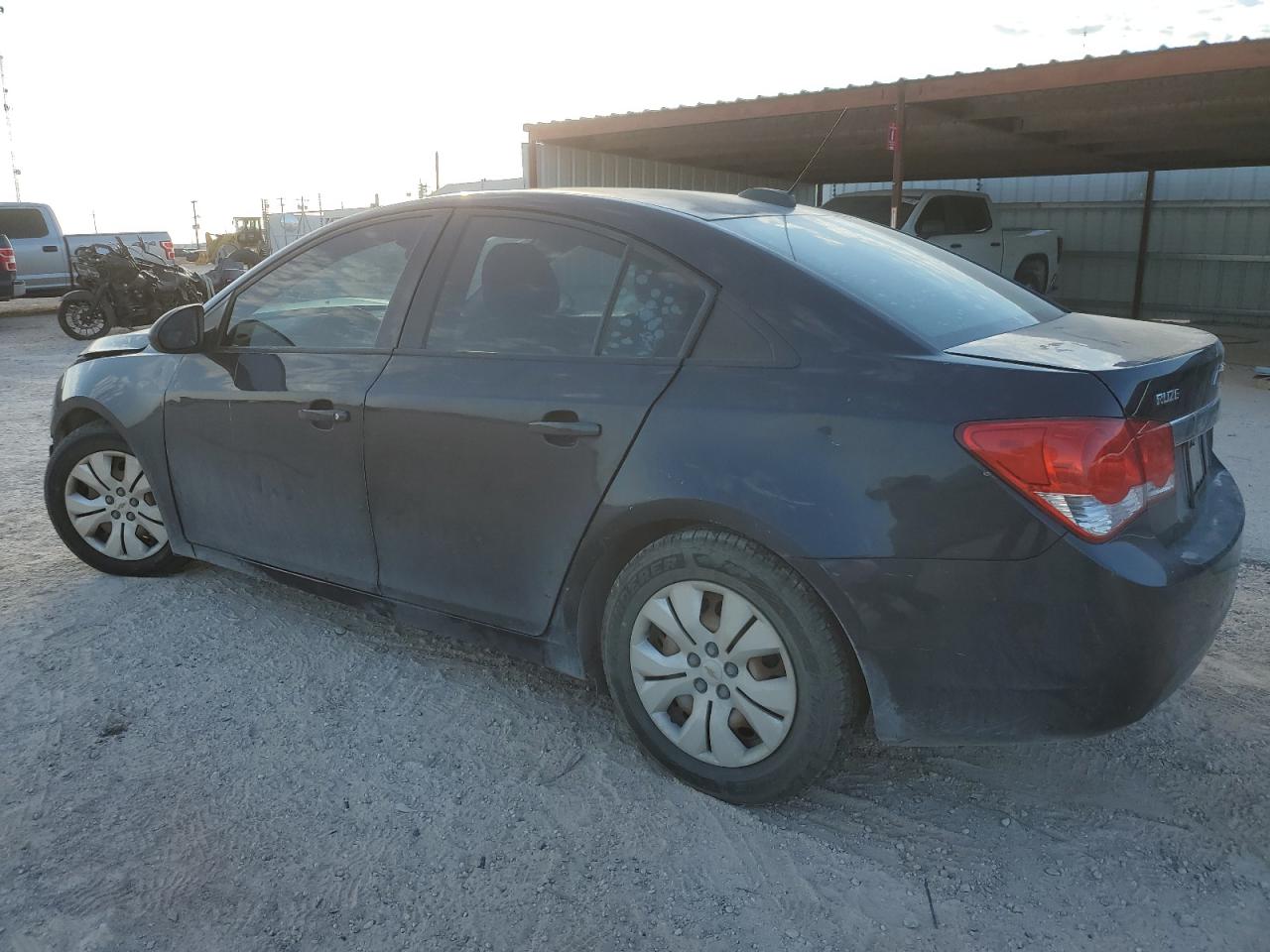 2015 Chevrolet Cruze - Image 2