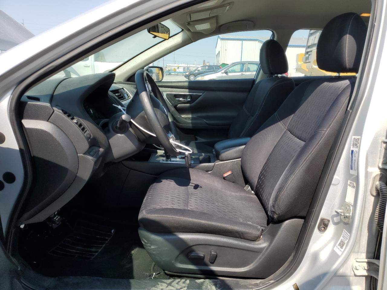 2017 Nissan Altima - Image 7