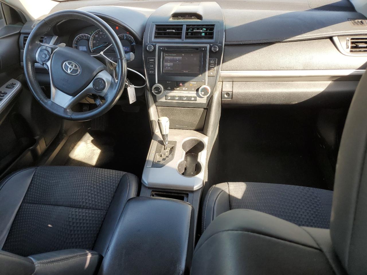 2014 Toyota Camry - Image 8