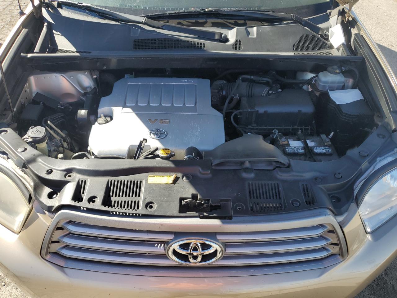 JTEDS41A582010643 2008 Toyota Highlander