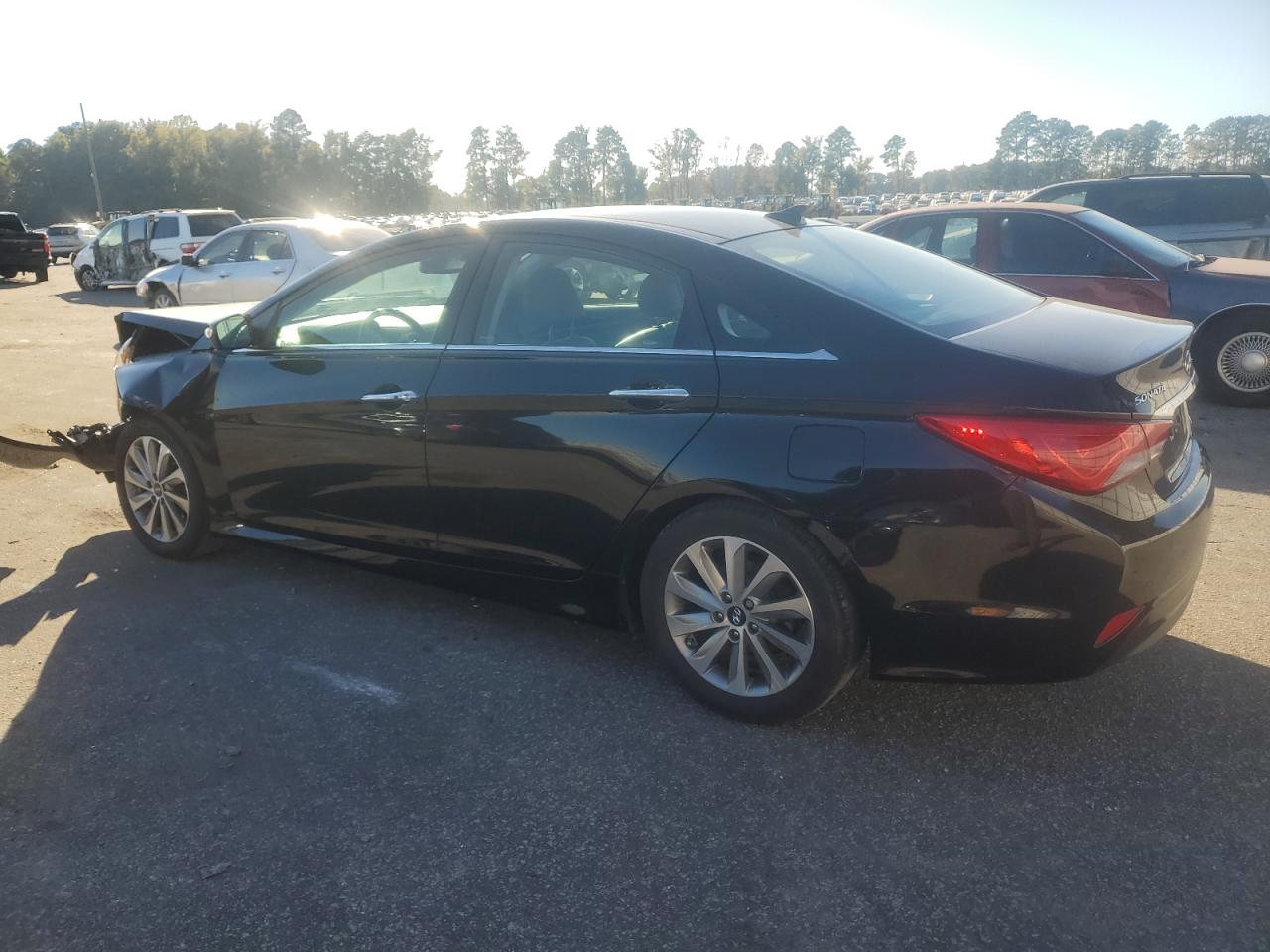 2014 Hyundai Sonata - Image 2