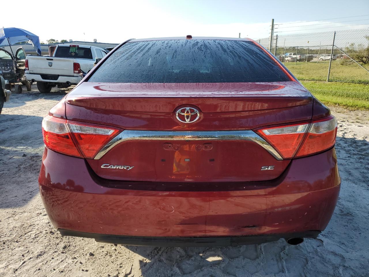 2015 Toyota Camry Le VIN: 4T1BF1FK4FU985230 Lot: 75125194