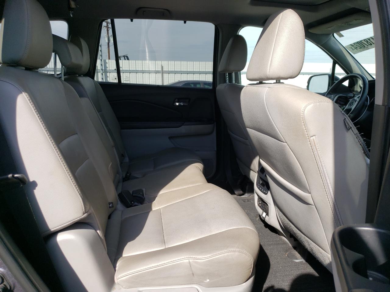 2016 Honda Pilot Exl VIN: 5FNYF6H83GB092795 Lot: 74187024