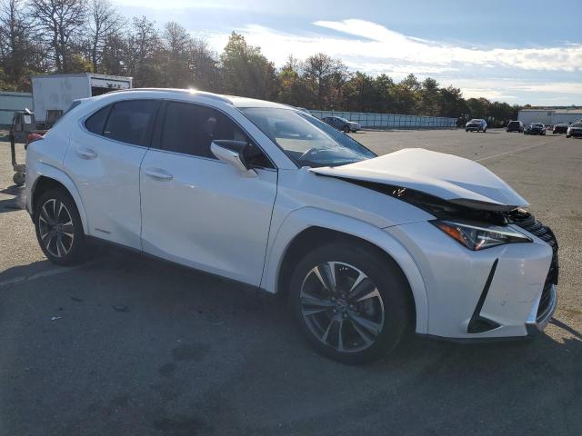  LEXUS UX 250H BA 2022 Белый