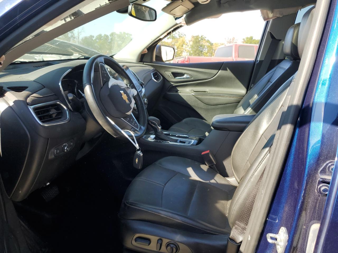 2023 Chevrolet Equinox - Image 7