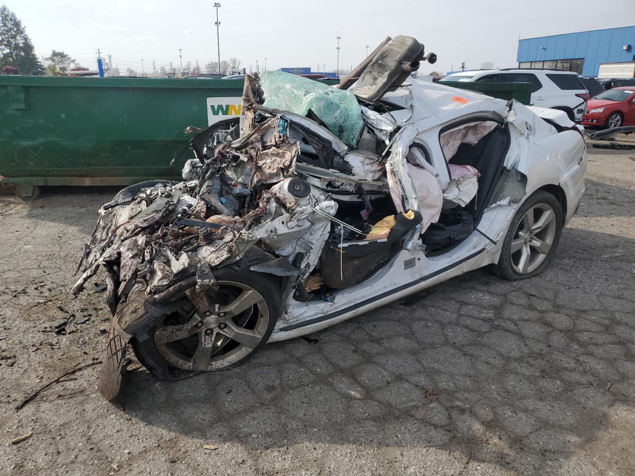 2015 Chevrolet Malibu 1Lt за продажба в Woodhaven, MI - Rollover